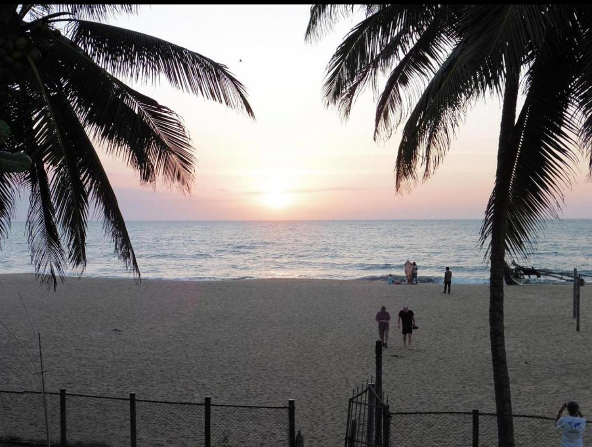 Hotel Silver Sands Negombo Bagian luar foto