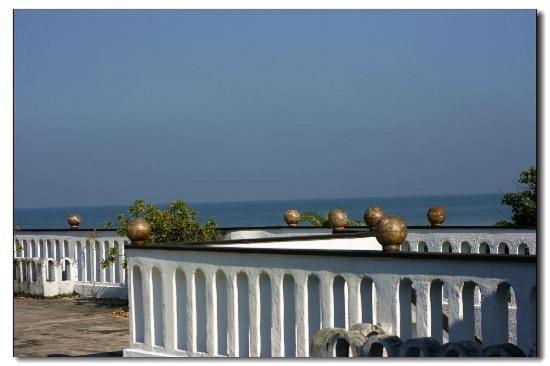 Hotel Silver Sands Negombo Bagian luar foto